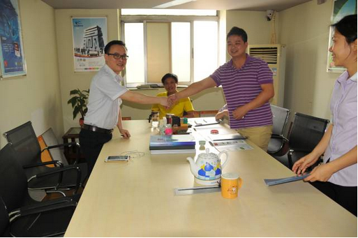 東安客戶簽約友情漆