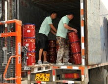 十一促銷季工廠出貨忙 十一促銷季工廠出貨忙