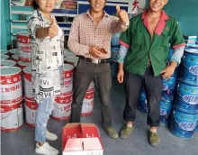 正在營(yíng)業(yè)中部分友情漆代理店門面